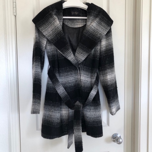Like new Jessica Simpson belted coat Small - Picture 3 of 9